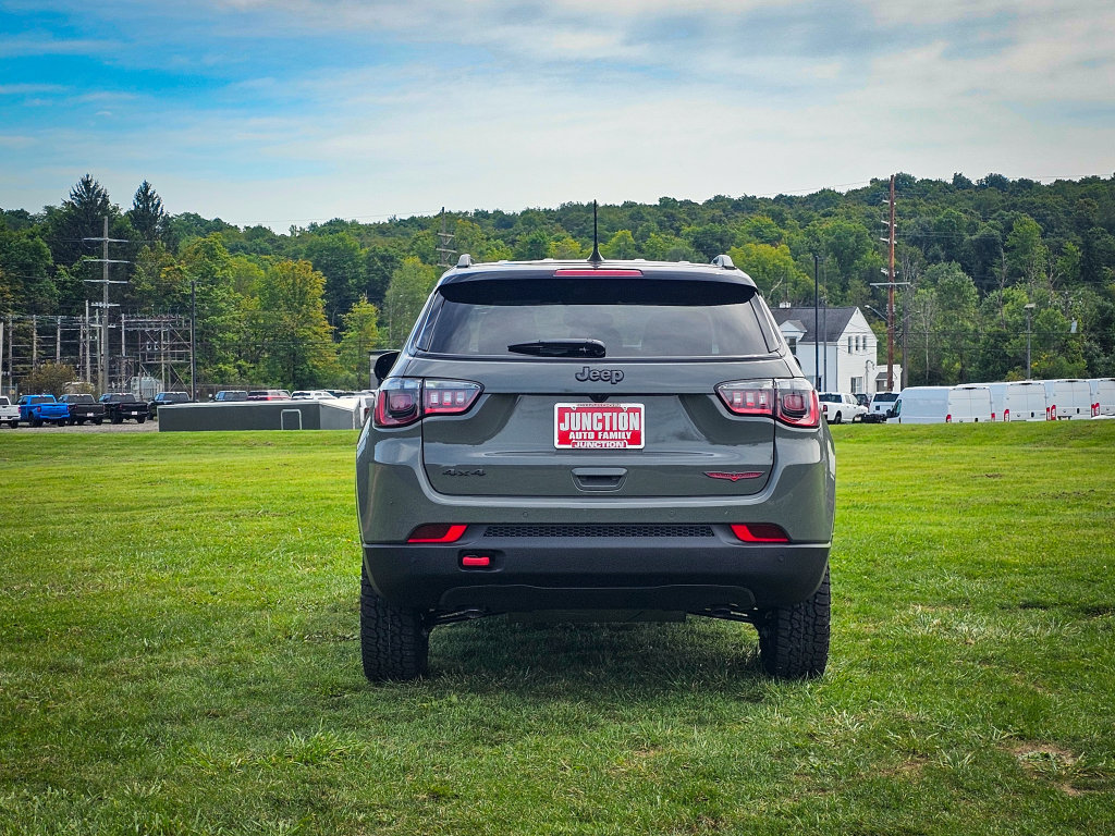 New 2026 Jeep Compass Trailhawk AWD/4WD image 4
