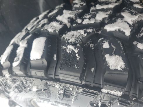 Used 2013 GMC Sierra 1500 SLE w/ Power Tech Package image 9