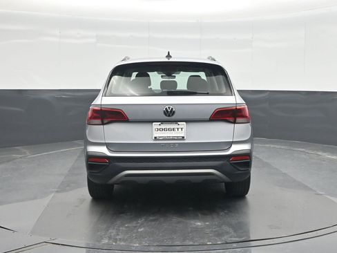 Used 2024 Volkswagen Taos S image 17