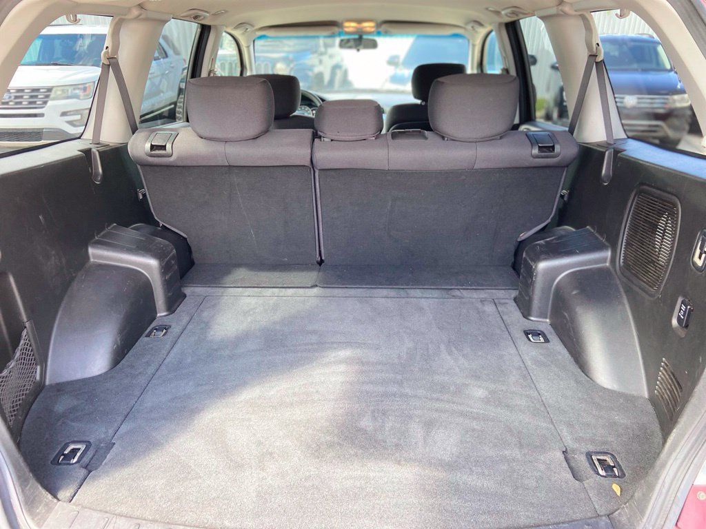 Used 2004 Mitsubishi Endeavor XLS AWD/4WD image 25