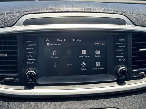 Used 2020 Kia Sorento LX FWD image 30