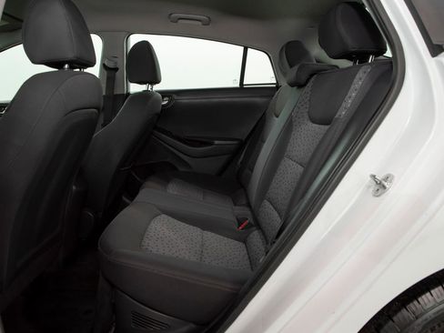 Used 2018 Hyundai Ioniq Blue image 9