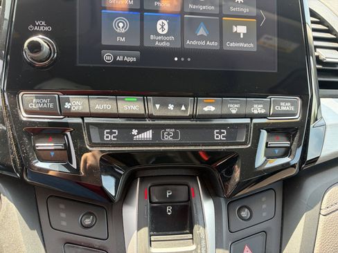 Used 2018 Honda Odyssey Touring image 20