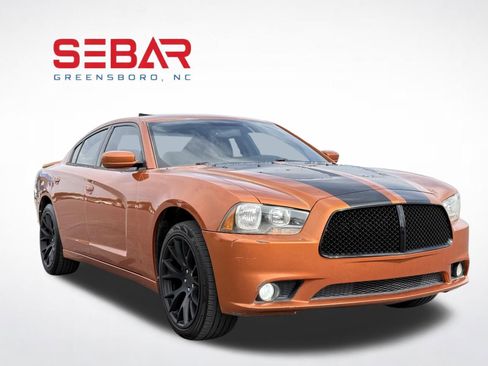 Used 2011 Dodge Charger Rallye RWD image 6