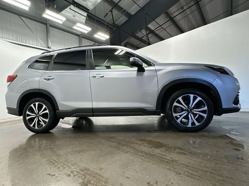 Certified 2023 Subaru Forester Limited image 3