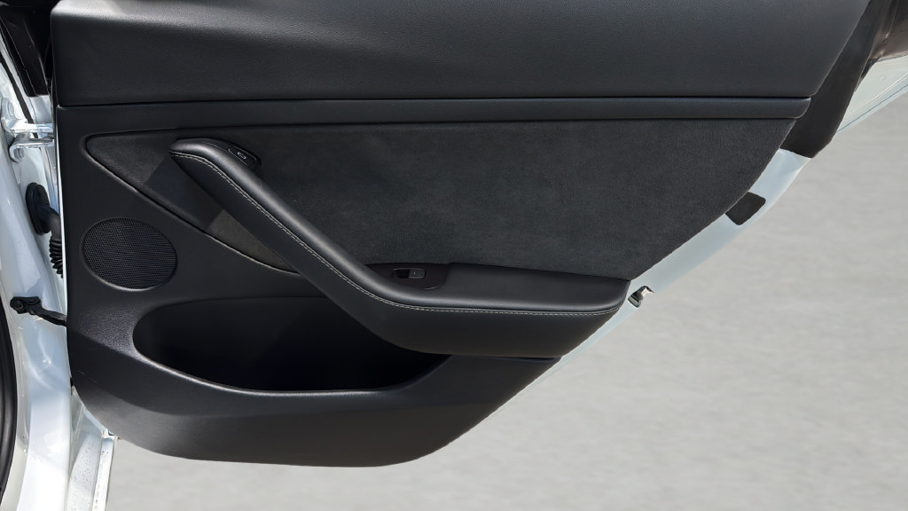 Used 2022 Tesla Model 3 RWD image 15