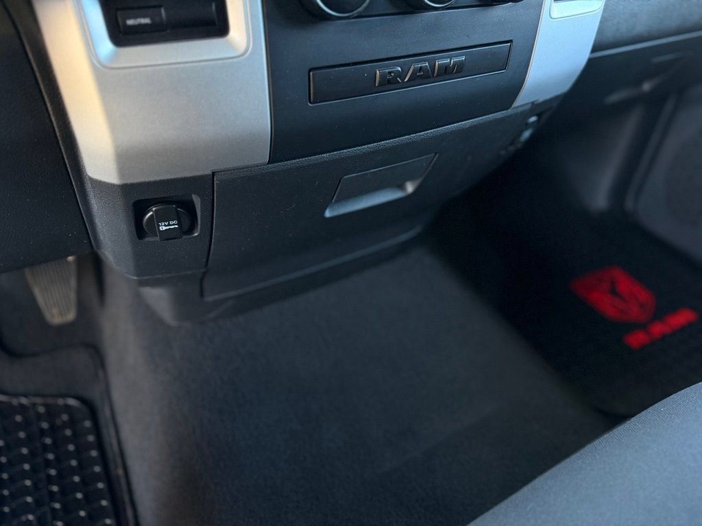Used 2012 RAM 1500 Classic SLT w/ Popular Equipment Group AWD/4WD image 31