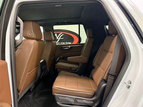 New 2026 Chevrolet Tahoe High Country image 16