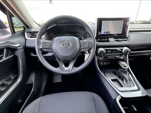 Used 2025 Toyota RAV4 LE image 6