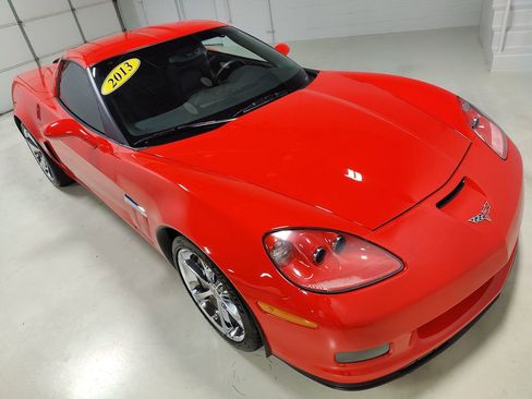 Used 2013 Chevrolet Corvette Grand Sport image 2
