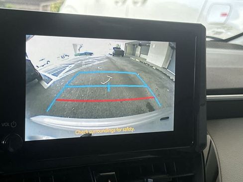 Used 2024 Toyota Corolla LE FWD image 19