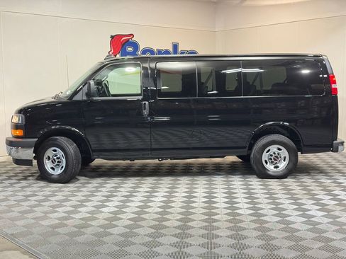 New 2025 GMC Savana 2500 LT w/ LT Preferred Equipment Group RWD image 5
