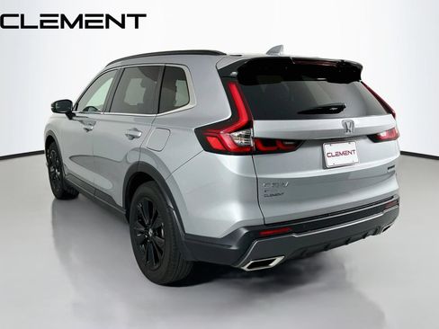 Used 2024 Honda CR-V Touring image 10