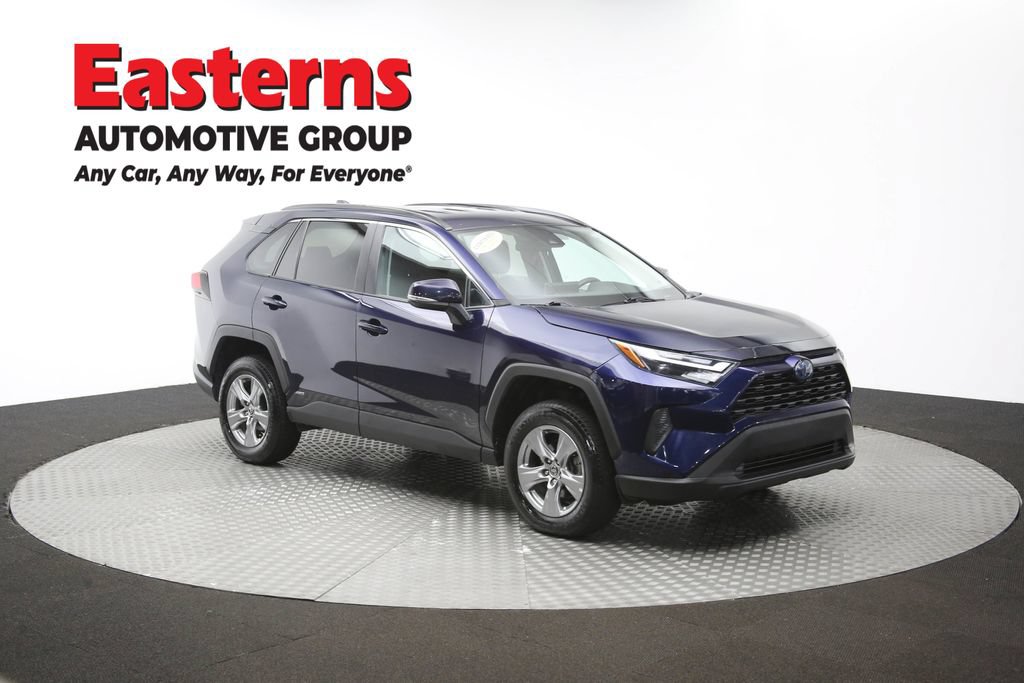Used 2024 Toyota RAV4 XLE AWD/4WD image 48