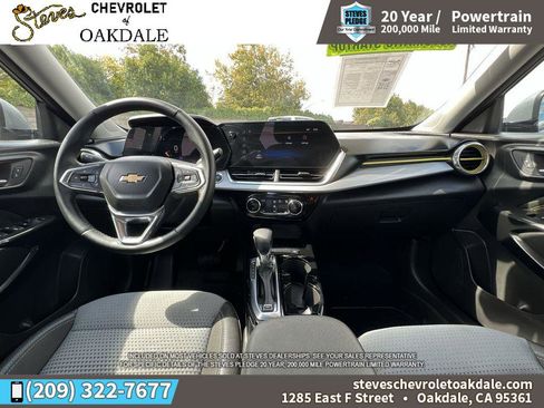 Certified 2024 Chevrolet Trax LT w/ Sunroof Package image 24