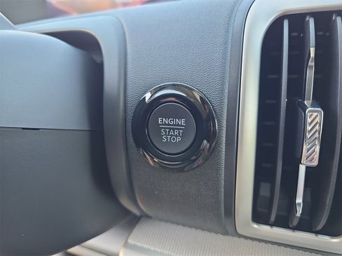 New 2025 Ford Expedition Active image 26