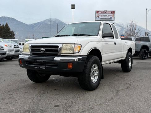 Used 2000 Toyota Tacoma 4x4 Xtracab image 5
