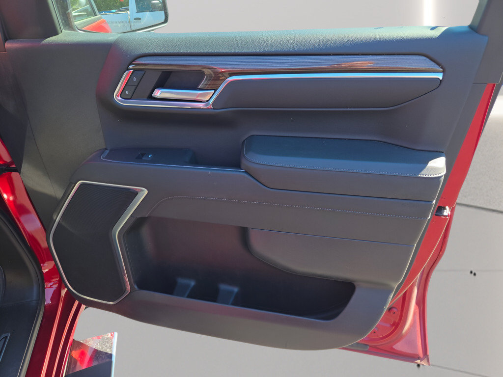 Certified 2023 Chevrolet Silverado 1500 RST AWD/4WD image 5