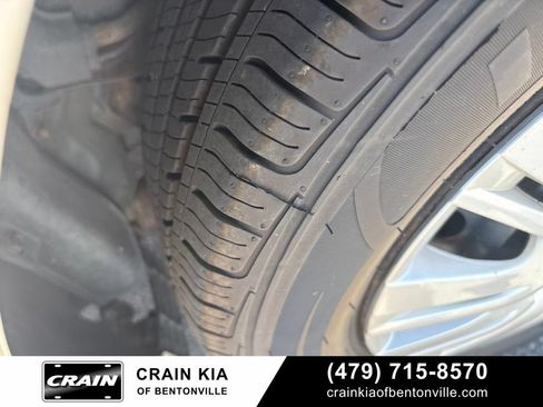 Used 2009 Toyota Corolla LE w/ All Weather Guard Pkg FWD image 8