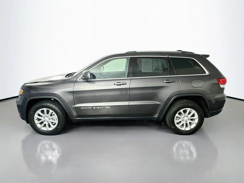 Used 2021 Jeep Grand Cherokee Laredo X AWD/4WD image 4