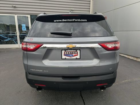 Used 2021 Chevrolet Traverse LT w/ LPO, 'HIT The Road' Package AWD/4WD image 4