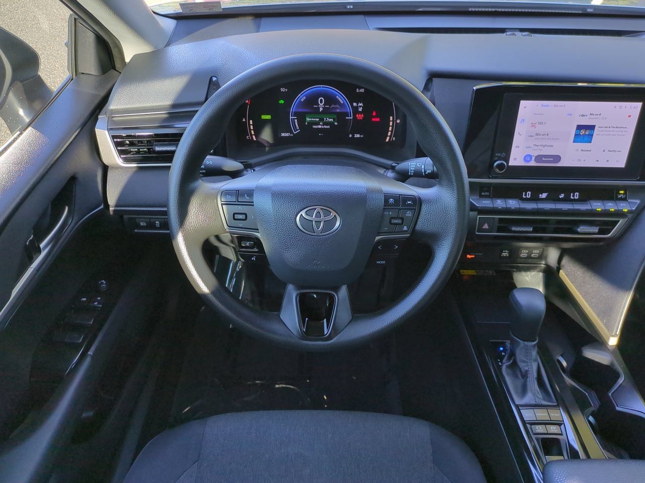 Used 2026 Toyota Camry LE FWD image 15
