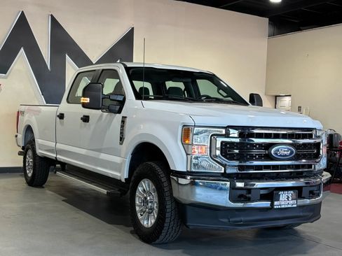 Used 2022 Ford F250 XL w/ STX Appearance Package AWD/4WD image 2