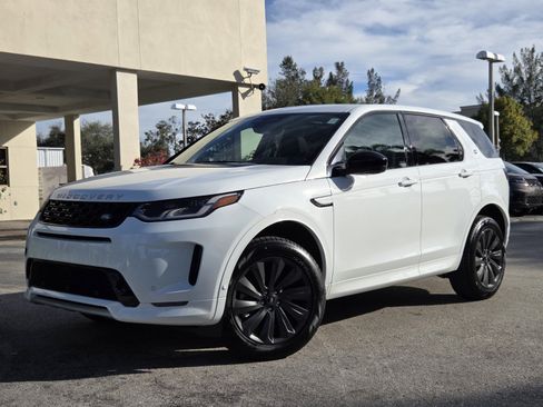 New 2025 Land Rover Discovery Sport S image 1