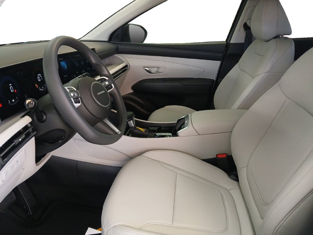 New 2026 Hyundai Tucson SEL Plus FWD image 10