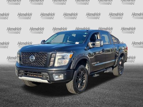 Used 2018 Nissan Titan PRO-4X w/ Pro-4x Convenience Package AWD/4WD image 3