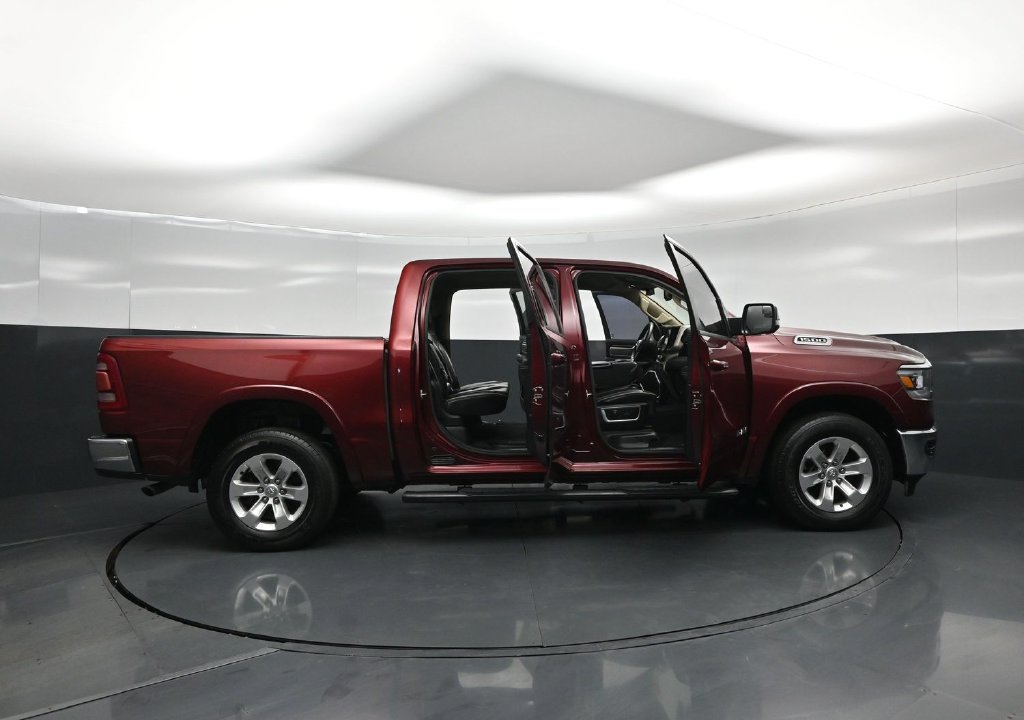 Used 2019 RAM 1500 Laramie RWD image 4