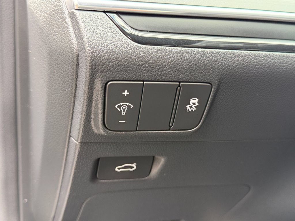 Certified 2025 Kia K5 GT FWD image 29