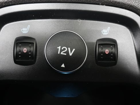 Used 2012 Ford Focus SEL FWD image 21