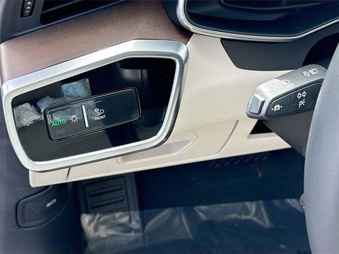 Used 2025 Audi A6 3.0T Premium w/ Convenience Package image 10