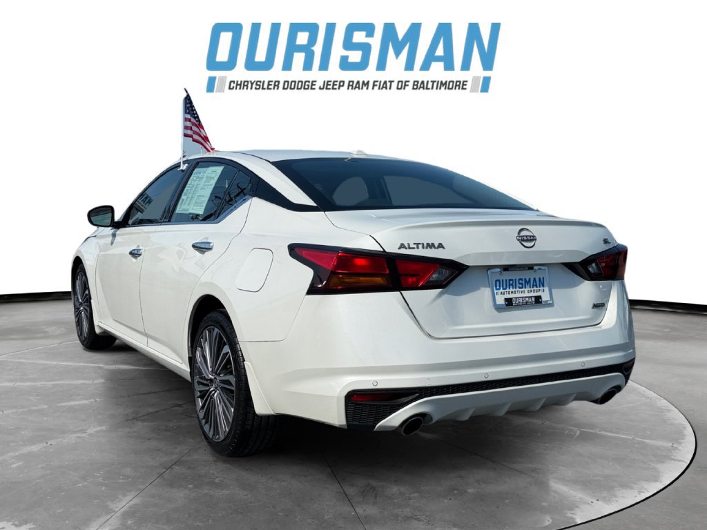 Used 2024 Nissan Altima 2.5 SL AWD/4WD image 4