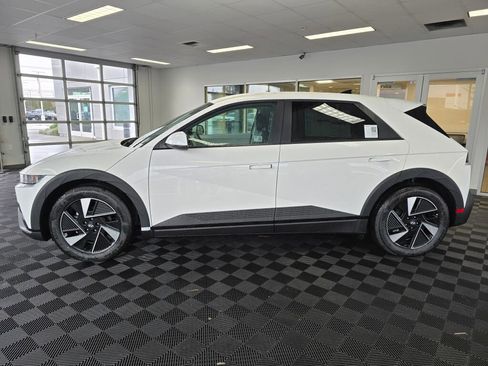 New 2026 Hyundai Ioniq 5 SEL image 7