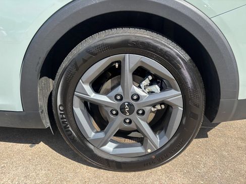 Used 2025 Kia K4 FWD image 30