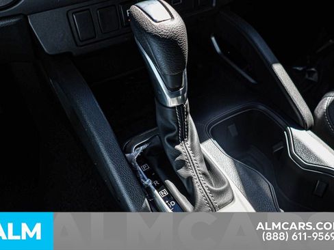 Certified 2025 Nissan Frontier SV image 42