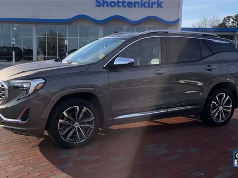 Used 2018 GMC Terrain Denali w/ Driver Alert Package II image 6