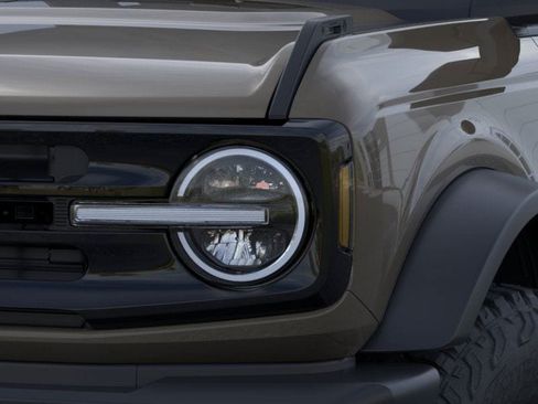 New 2025 Ford Bronco Outer Banks w/ Sasquatch Package AWD/4WD image 20