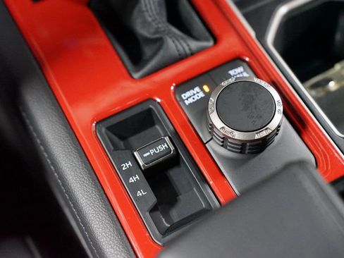 Used 2025 Toyota Tundra Limited image 23