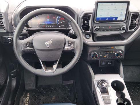 Certified 2022 Ford Bronco Sport Outer Banks w/ Tech Package AWD/4WD image 25