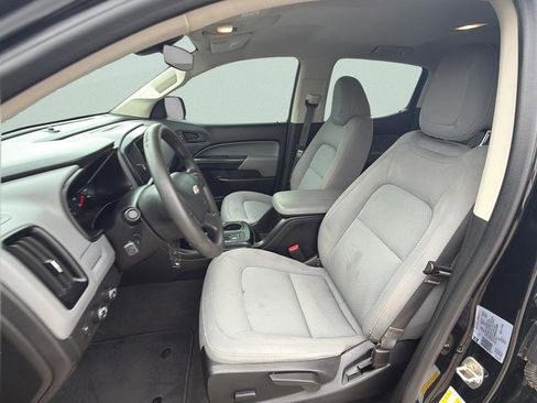 Used 2022 Chevrolet Colorado W/T AWD/4WD image 18