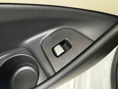 Used 2023 Mercedes-Benz E 350 Sedan image 29