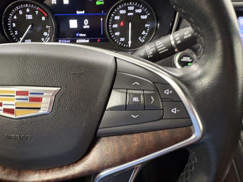 Used 2020 Cadillac XT5 Premium Luxury AWD/4WD image 36