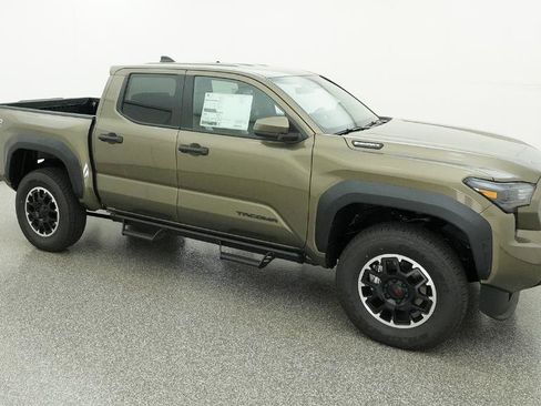 New 2026 Toyota Tacoma TRD Off-Road AWD/4WD image 15