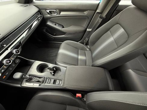 Certified 2025 Honda Civic Sport image 27