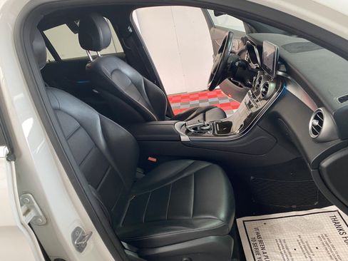 Used 2018 Mercedes-Benz GLC 300 4MATIC Coupe image 9