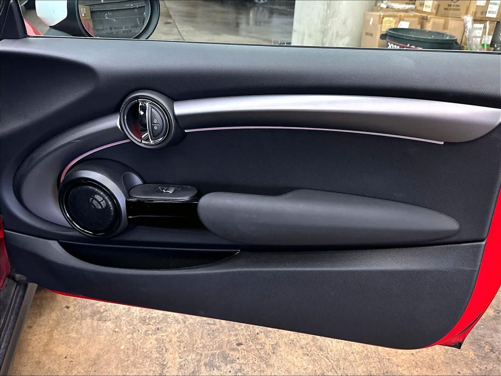 Used 2024 MINI Cooper SE FWD image 27