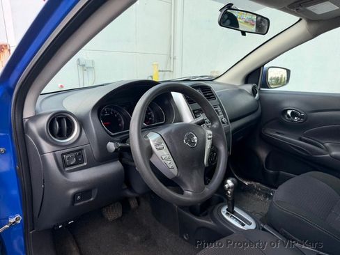 Used 2017 Nissan Versa SV FWD image 9